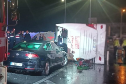 Balıkesir Edremit'te Otobüs Kazası: 1 Ölü, 33 Yaralı