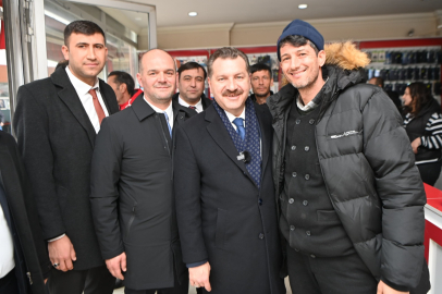 Yılmaz, Savaştepe'de Büyük İlgiyle Karşılandı