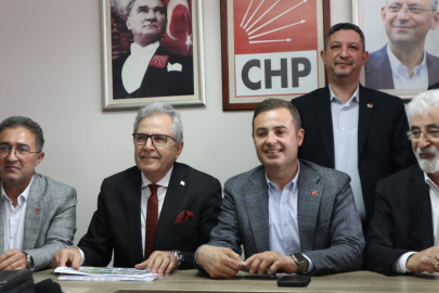 Balıkesir ve Bandırma'da Ahmet Akın ve Dursun Mirza Zaferini İlan Etti