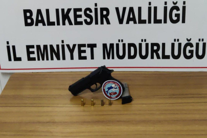 Geniş Çaplı Asayiş Operasyonu: 25 Aranan Şahıs Yakalandı