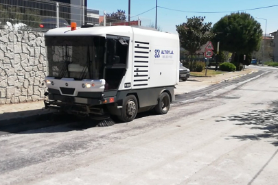 Altıeylül Belediyesi, Bayramda da Temizlik İçin Sahada