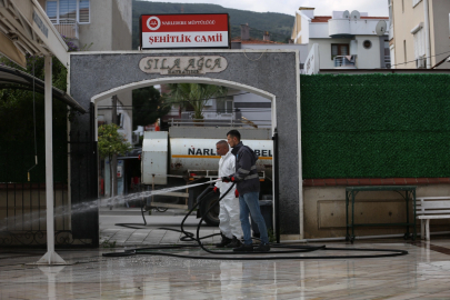 İzmir Narlıdere’de ibadethanelere bayram temizliği