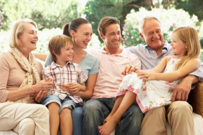 Bayram ziyaretleri kuşaklar arası iletişimi sağlıyor! Tatil olarak görülmesi ziyaretleri azaltıyor