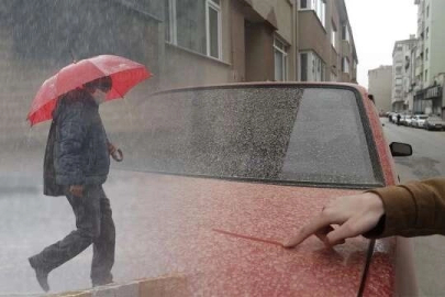 Yurt geneli sağanak yağışlı... Doğu ve Güneydoğu'da toz taşınımına dikkat!