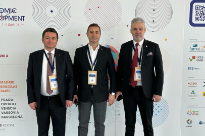 Başkan Akın İspanya’da Balıkesir’i ve Türkiye’yi Temsil Etti