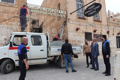 Mardin Midyat’ta tarihi dokuyu korunuyor