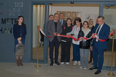 İzmir'de bin 300 kitaplık kütüphane faaliyette!