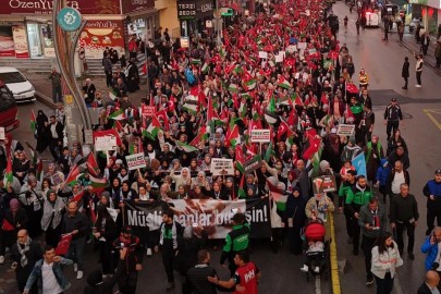 Gebze’de binlerce vicdan Gazze için yürüdü