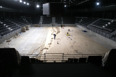 Çayırova'da spor altyapısına destek