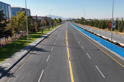 Kayseri Melikgazi Albayrak Caddesi'ni hizmete açıyor