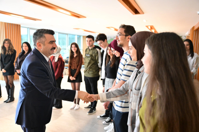 Yıldırım Belediye Başkanı Yılmaz gençlerle buluştu