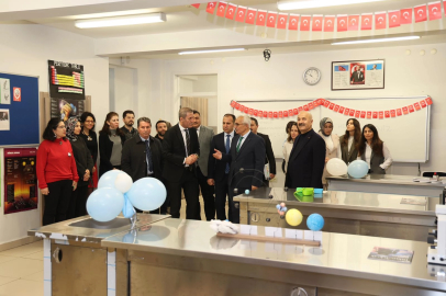 Gebze'de Başkan Büyükgöz ve Kaymakam Özyiğit’ten okullara ziyaret