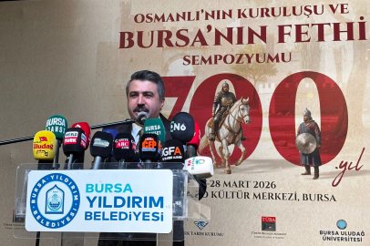 Bursa’nın fethinin 700. yılında anlamlı sempozyum... Bursa'nın tarihine ışık tutan sempozyum