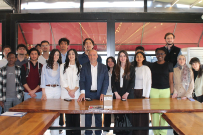 Bursalı marketçilerden üniversiteli gençlere destek