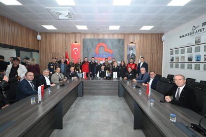 Balıkesir'de Afet Yönetimini Tek Çatıda Toplayan AKOM Açıldı