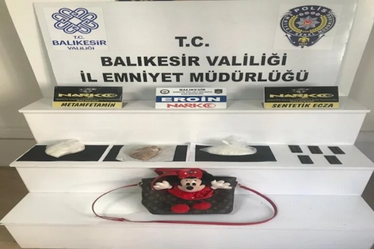Balıkesir'de Büyük Uyuşturucu Operasyonu: 2 Şüpheli Gözaltında