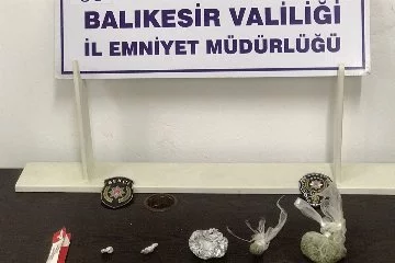 Burhaniye'de Araçta Uyuşturucu Madde Yakalandı